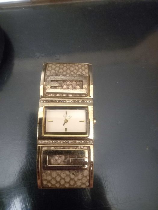 Часы Guess и Cussi