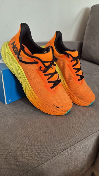 Buty do biegania HOKA Arahi 7, rozm. 43 1/3, jak nowe