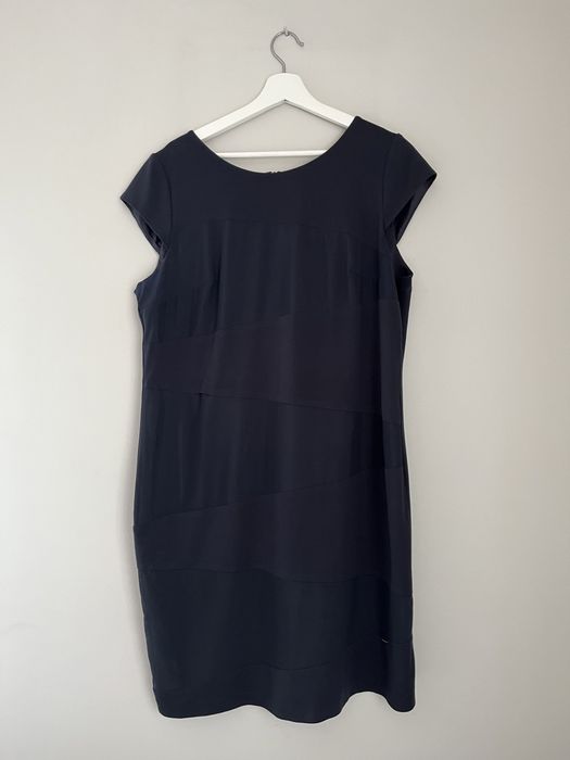 Elegancka granatowa sukienka damska jak nowa