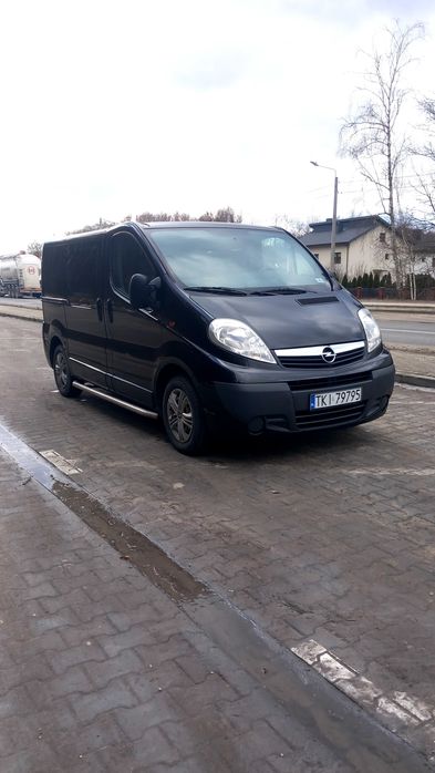 Opel  Vivaro 2.5 CDTI