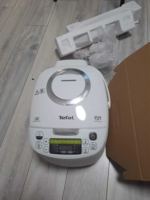Мультиварка TEFAL Spherical Bowl RK745134 стан нової