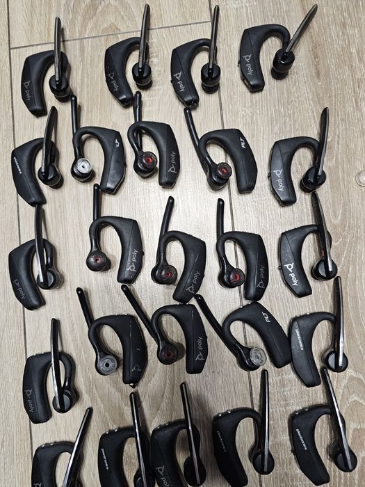Гарнітура Plantronics Voyager 5200