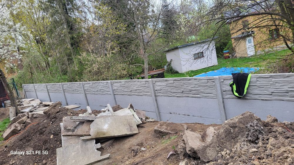 Montaż ogrodzeń betonowych