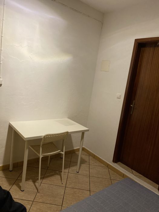 Quarto com wc privativo em Évora