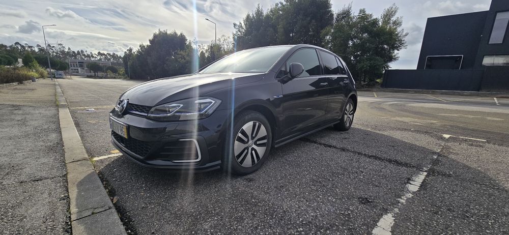 Volkswagen Golf GTE Poucos Km