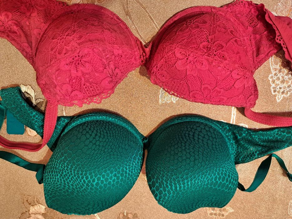 Продам жіночі бюстгальтери