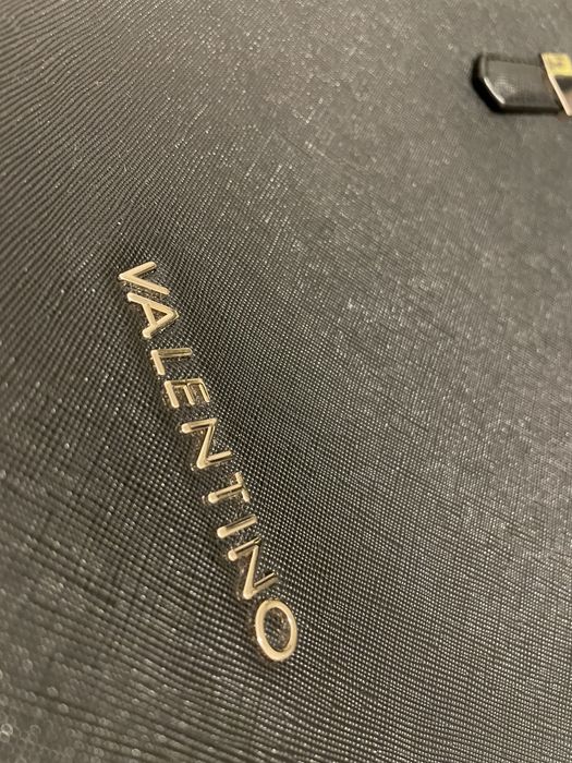 Troebka Valentino