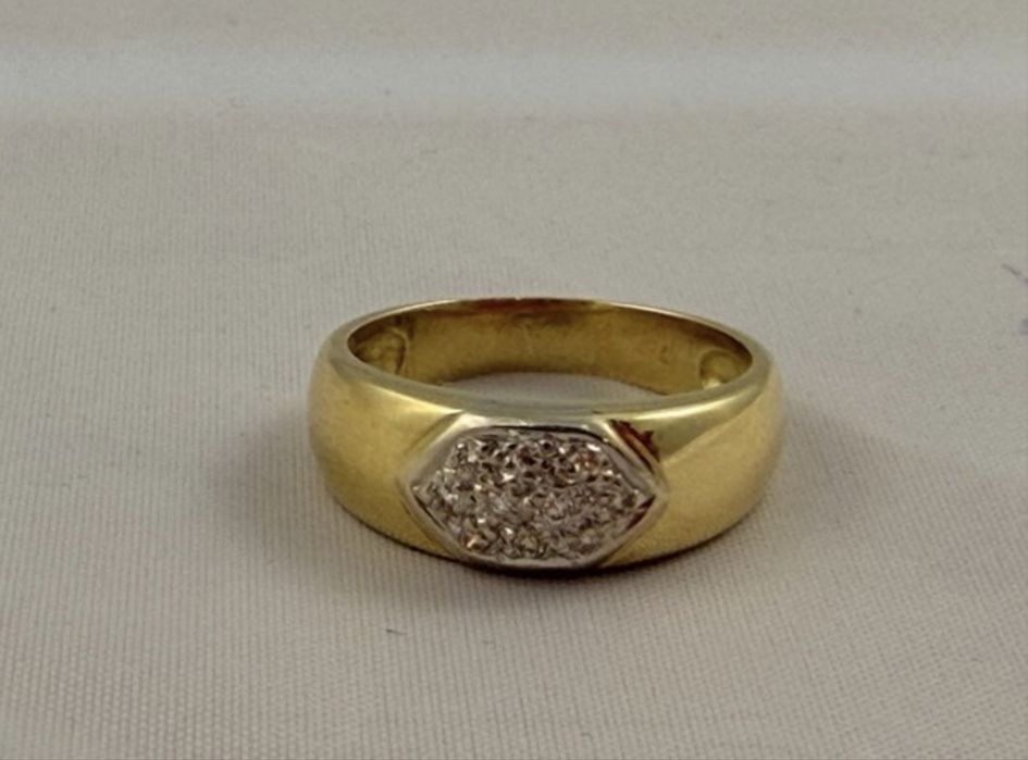 Anel Ouro 18k com diamantes Naturais e Certificado