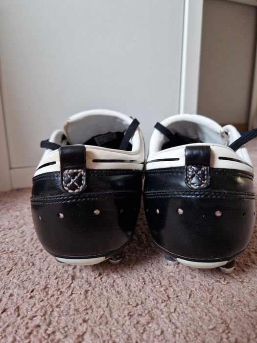 Buty korki Adidas Adinova, rozmiar 42 football shoes