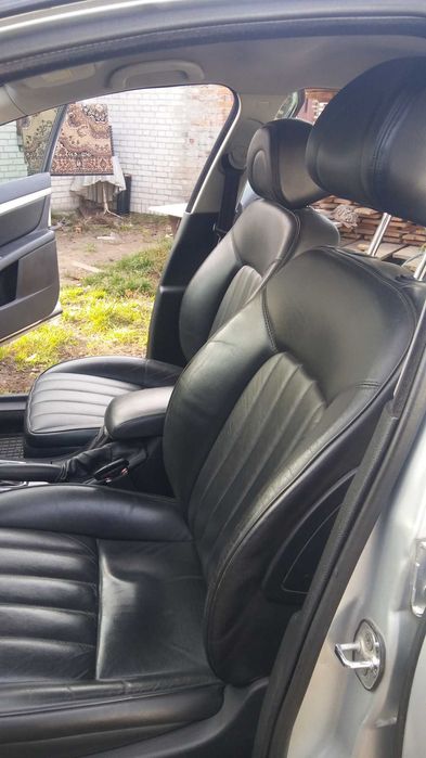Peugeot 407 2008 rok