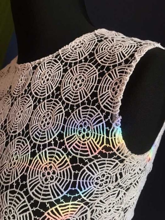 Unikatowy koronkowy top Jasper Conran