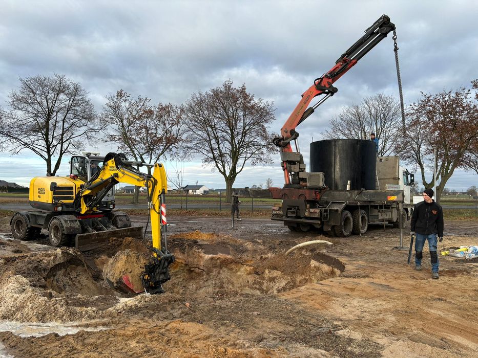 Usługi Koparką Wacker Neuson EW100 i ładowarka teleskopowa Manitou 634