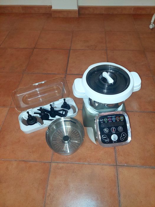 Robô de Cozinha Moulinex Cuisine Companion – Com Acessórios