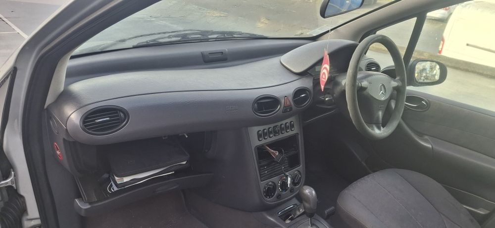 Mercedes A160 ano 2003 para pecas
Ref:1k1 955 557 a