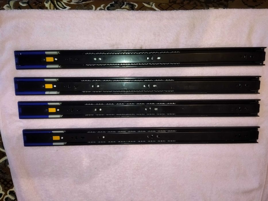 Направляющие для мебели с доводчиками 60см комплект 4шт.