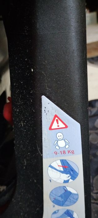Cadeira de carro para bebé ,carrinho de passeio e potes