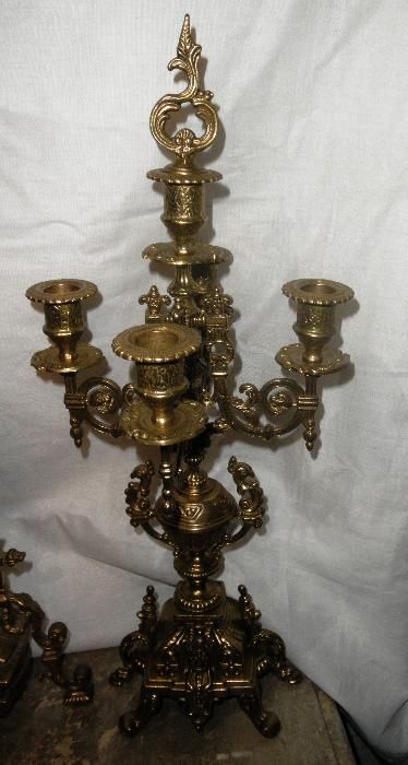 Garniture Metal Porcelana