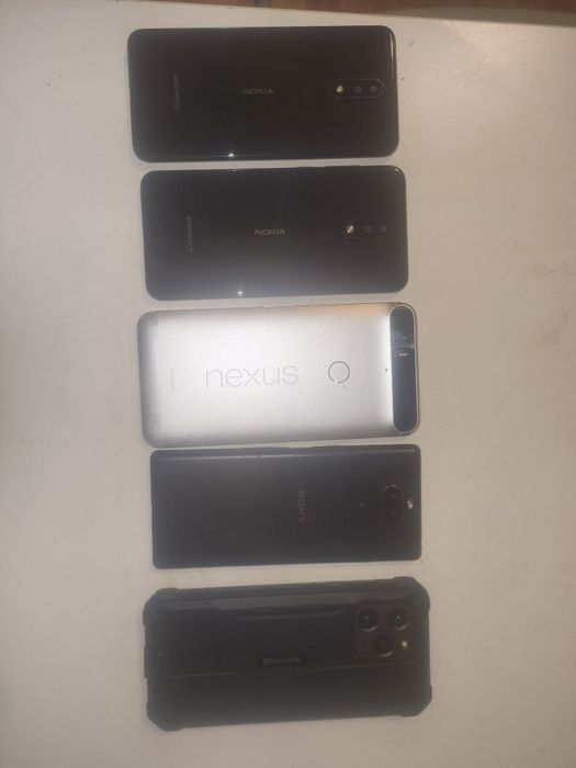 Zestaw 5 telefonow
