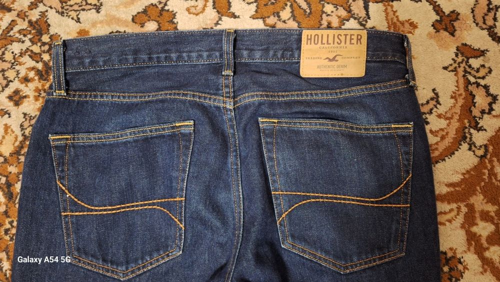 Джинсы HOLLISTER. W32 L30