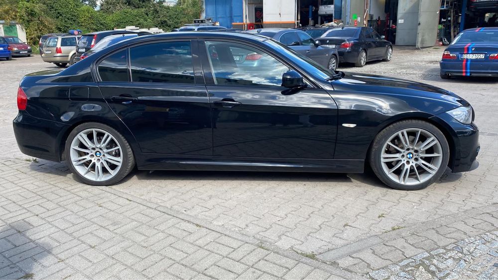 BMW Seria 3 E90 LCI