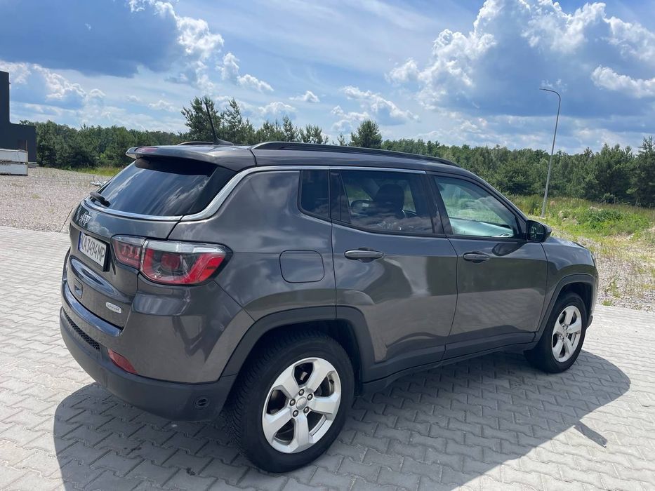 Jeep compass latitude 2018