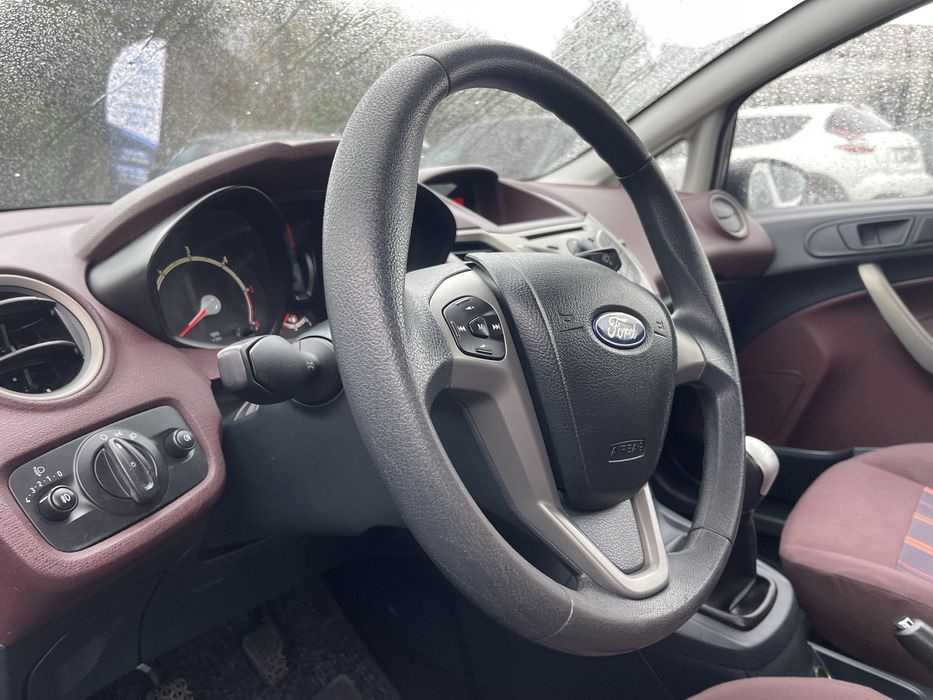 Para venda ford fiesta 1.4 tdci , ediçao sport , com garantia de 24 M