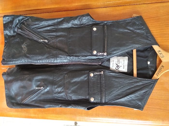 Bezrekawnik z prawdziwej skory.Rozm.40/M