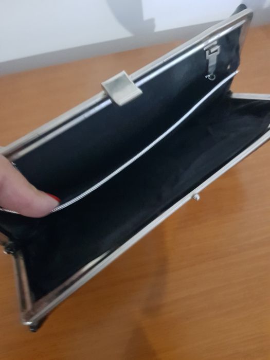 Carteira de mão. Senhora