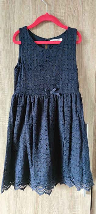 Nowa 128 134 H&M koronka elegancka sukienka dla dziewczynki