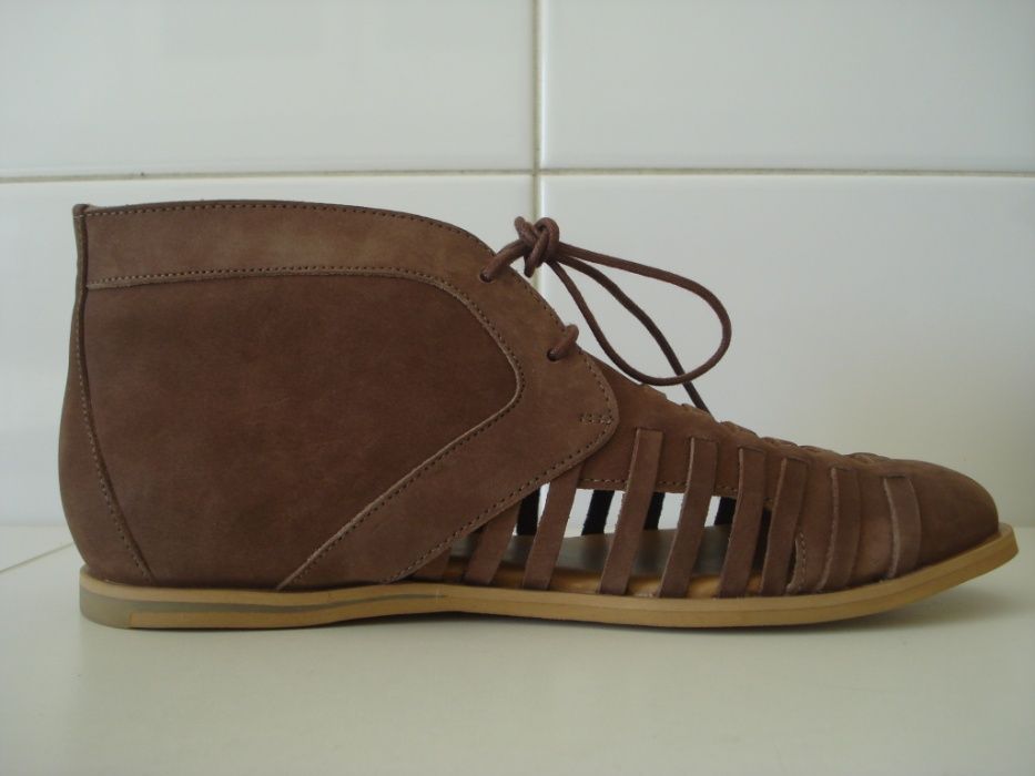 Botins/Sandálias castanhas de pele 38 EUREKA NOVO