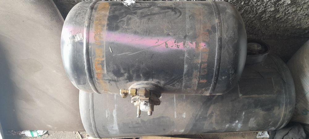 Балон газовий автомобільний