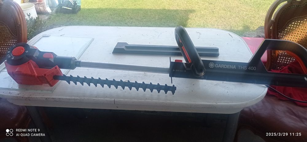 Sprzedam elektryczne nożyce  do żywopłotu