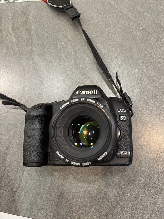 Фотоапарат Canon 5D ІІ +обєктив 50 mm