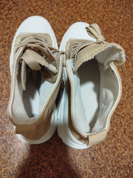 buty, trampki, mokasyny 38