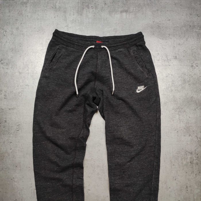 MĘSKIE Spodnie Dresy Sportowe Szare Nike Haft Logo Casual Active GYM