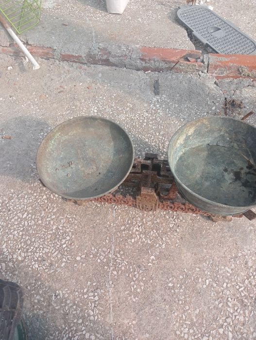 Balança muito antiga