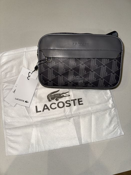 Bolsa lacoste cintura nova