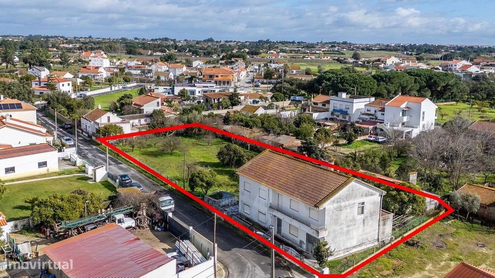 Quintinha com 2.000 m2 | Penteado, Moita