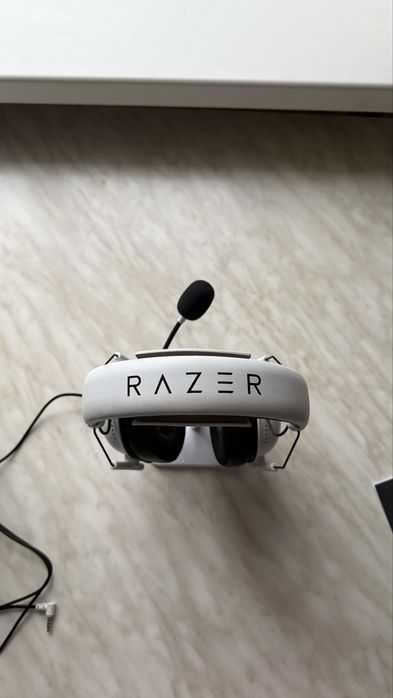 Игровые наушники razer blackshark v2 x (white)