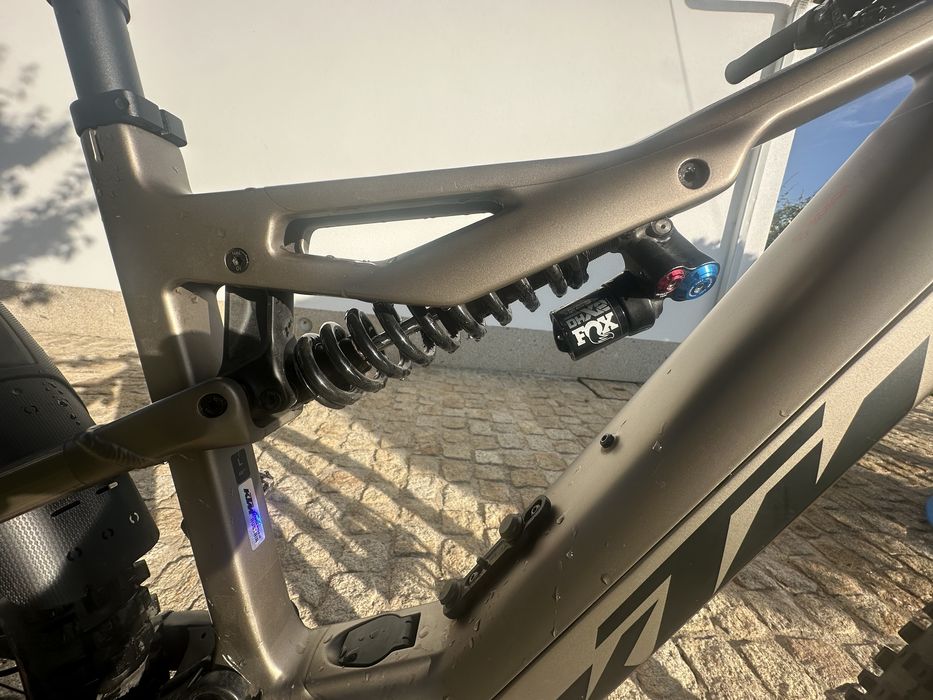 KTM Macina Prowler Prestige 2024 – 1461 km – Excelente Estado