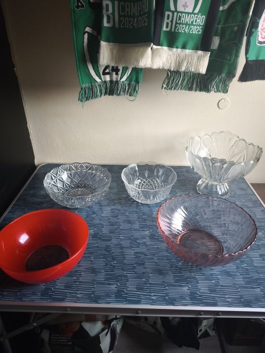 Saladeiras de cristal e vidro