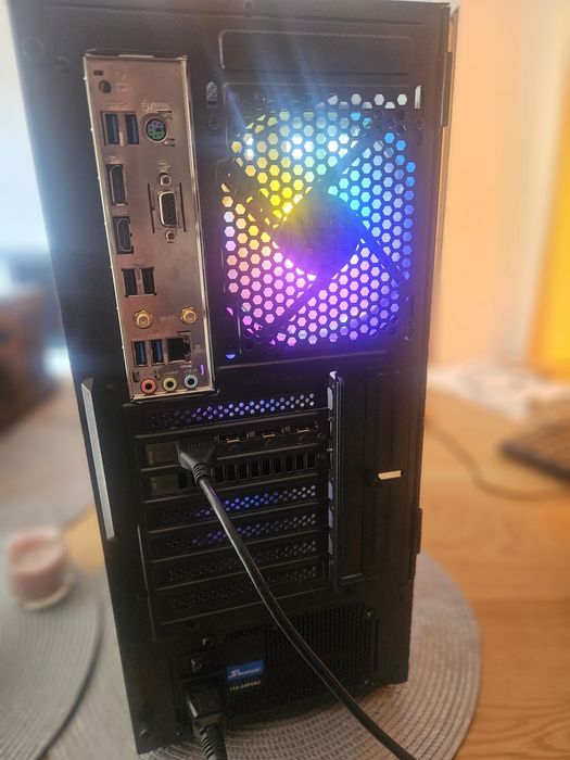 Komputer stacjonarny AMD ryzen 5 5600G RTX 3060