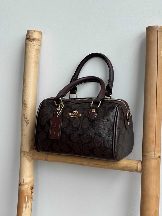 Сумка женская Coach Mini Rowan Crossbody In Signature через плече Коуч