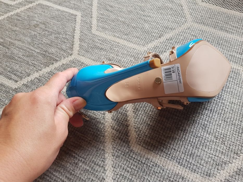 Sprzedam nowe buty