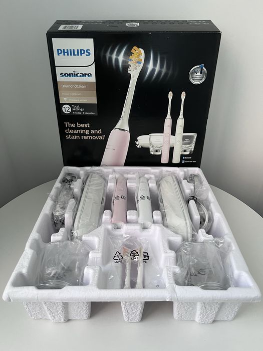 Набір зубних щіток PHILIPS Sonicare DiamondClean 9000 HX9912 HX9914/69