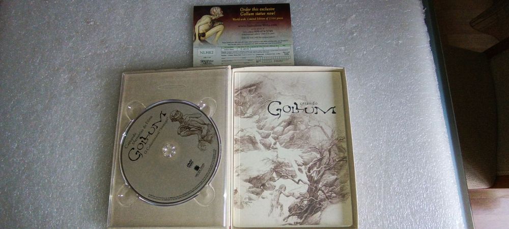 Antigo livro e dvd de Gollum dos senhor dos anéis