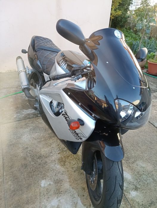 Yamaha thunderace 1000 como nova