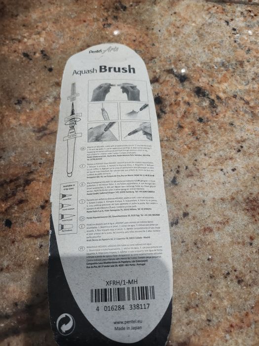 Pędzel ze zbiornikiem Pentel Aquash Brush Flat średnio płaski