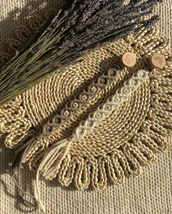 Zawieszka do smoczka makrama