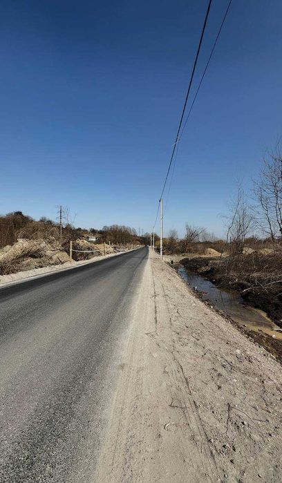 Продаж земельної ділянки в Брюховичах під забудову !